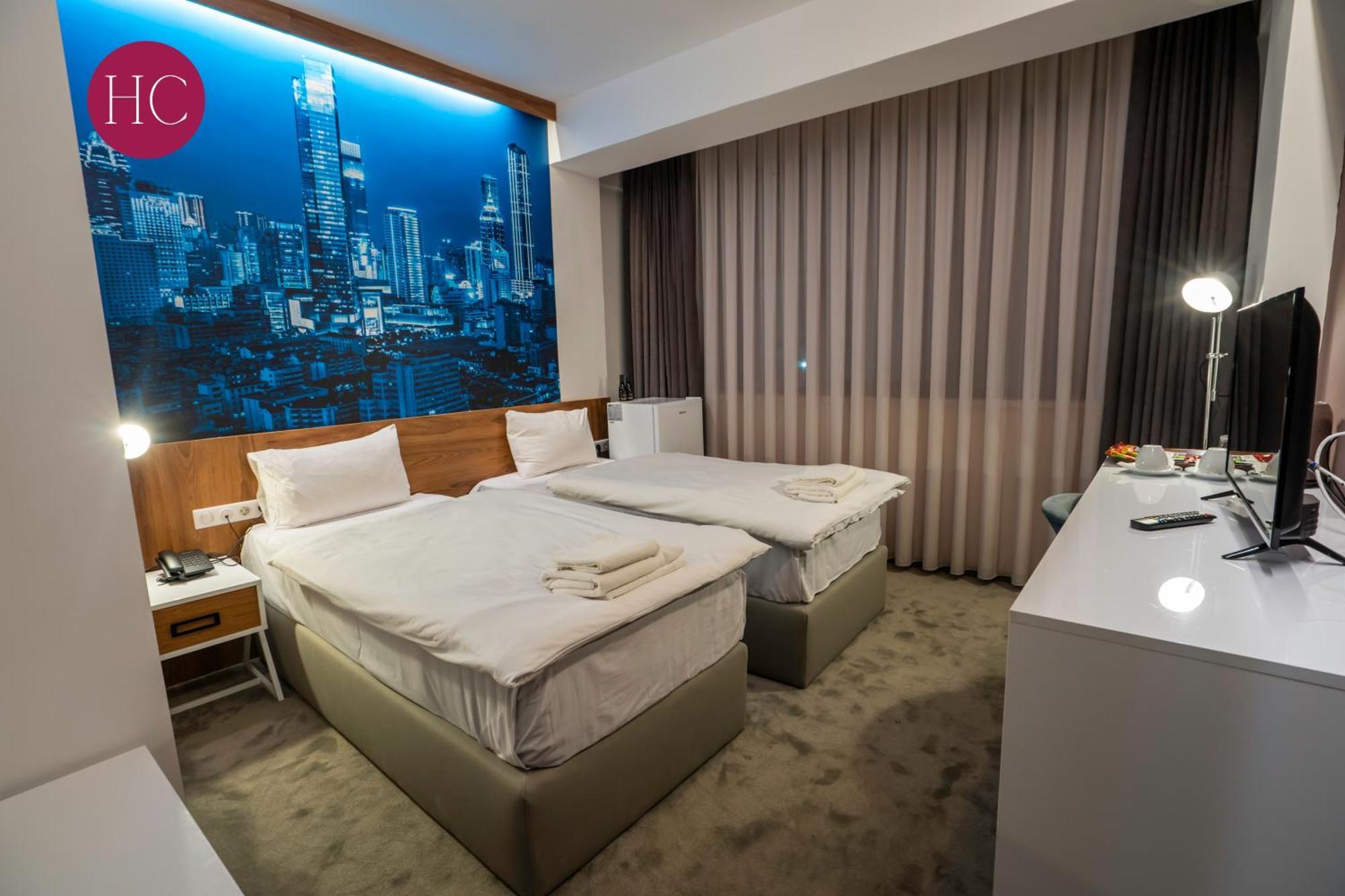 Central Hotel, Fitness And Spa Vinica Zewnętrze zdjęcie