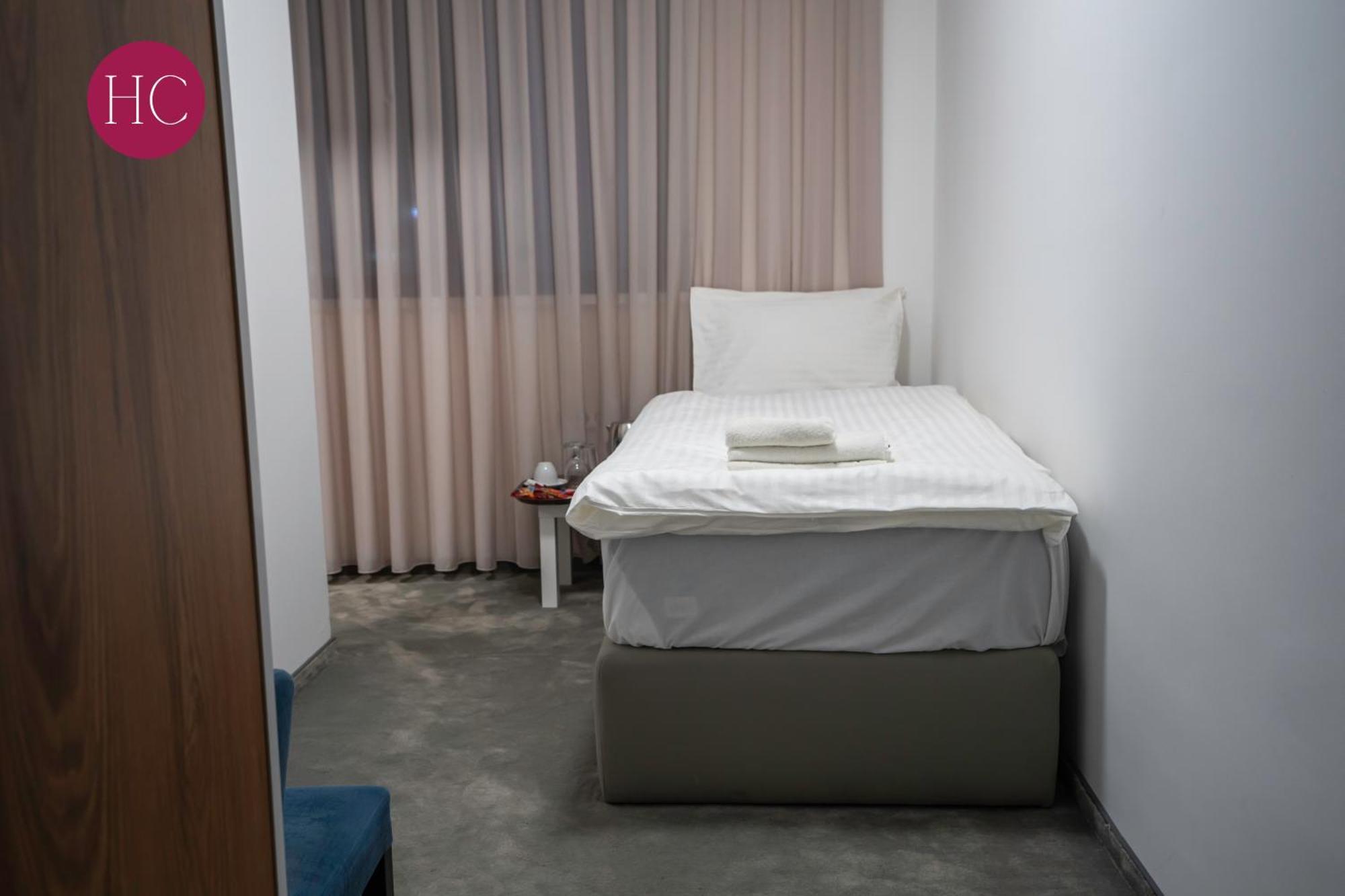 Central Hotel, Fitness And Spa Vinica Zewnętrze zdjęcie