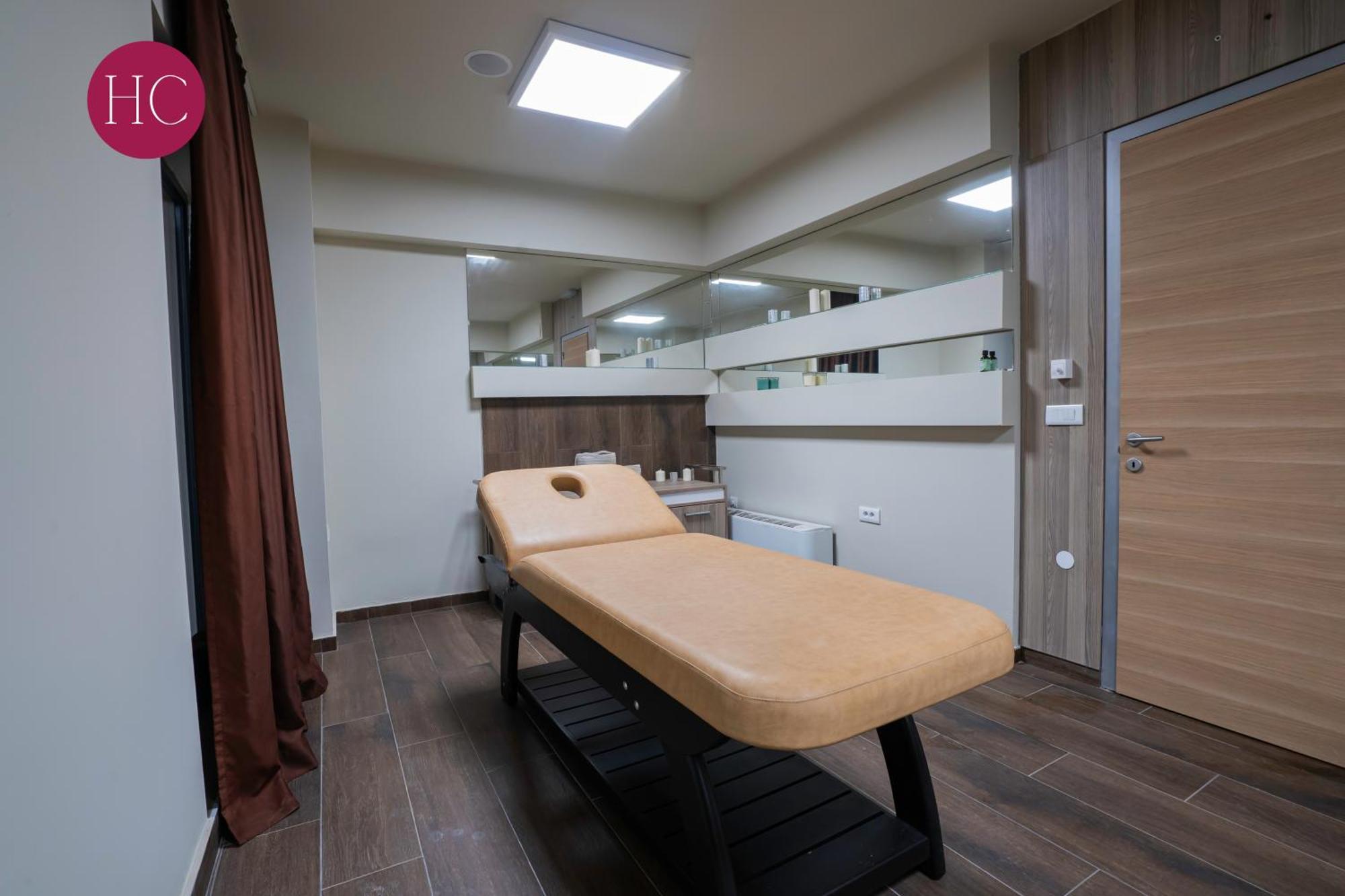 Central Hotel, Fitness And Spa Vinica Zewnętrze zdjęcie